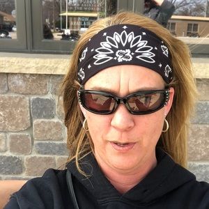 Meet your Posher, Michele